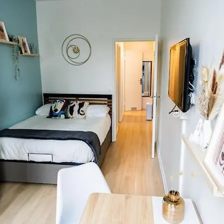 Welcome To Cristina's House Apartament